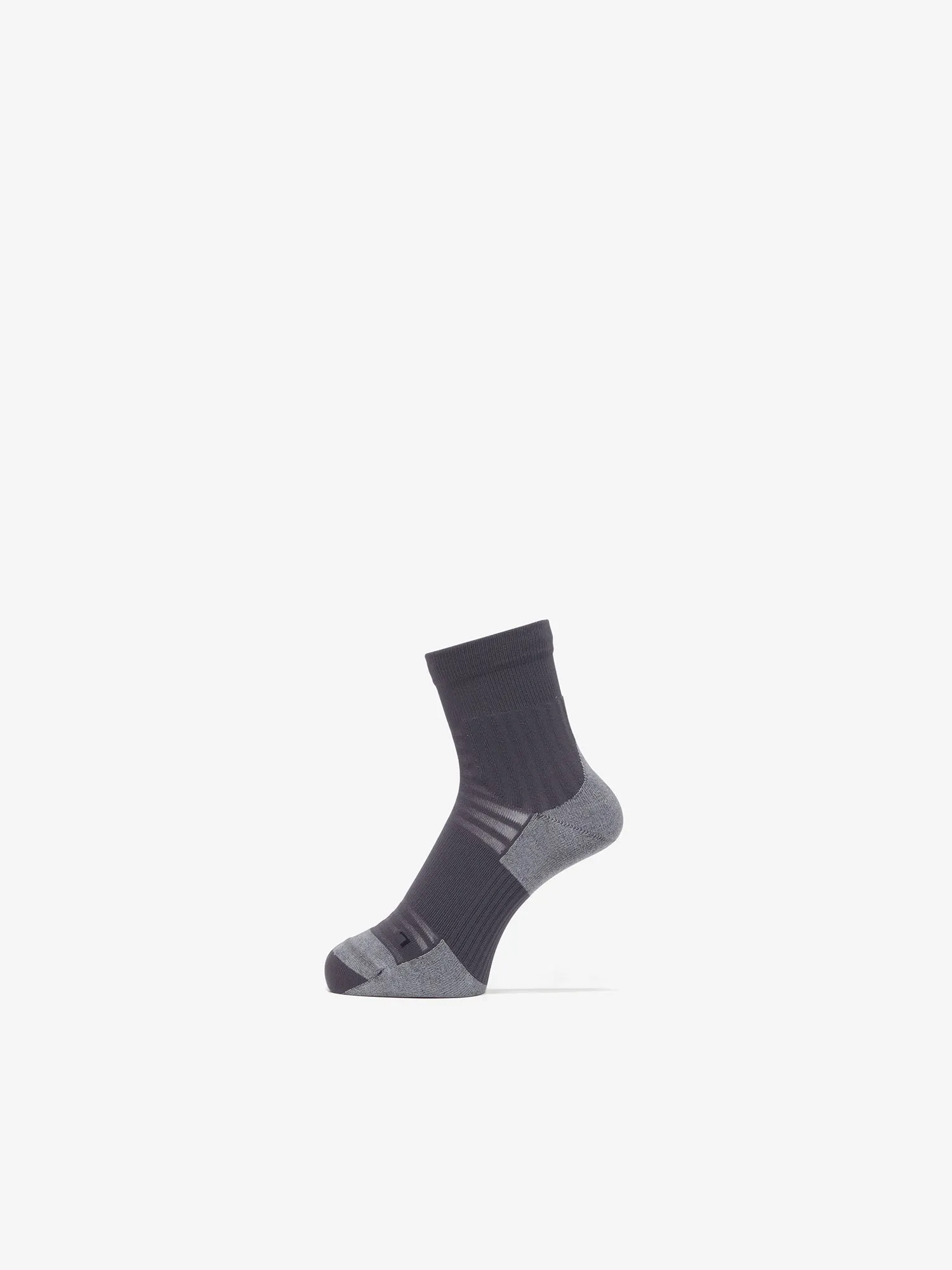 Ventilating Light Quarter Socks